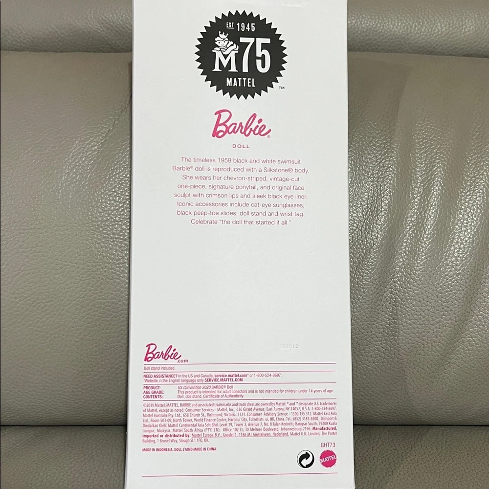 2020 Barbie US Convention Doll AA Silkstone - Picture 3 of 6